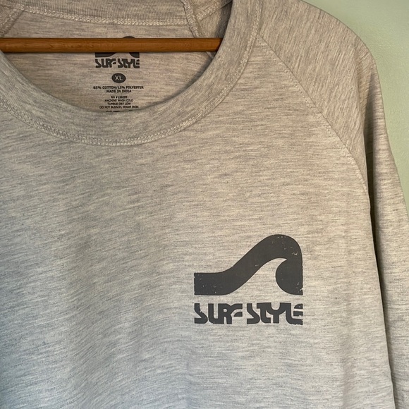 Surf Style Madeira Beach gray crew neck sweatshirt, XL - Picture 3 of 8